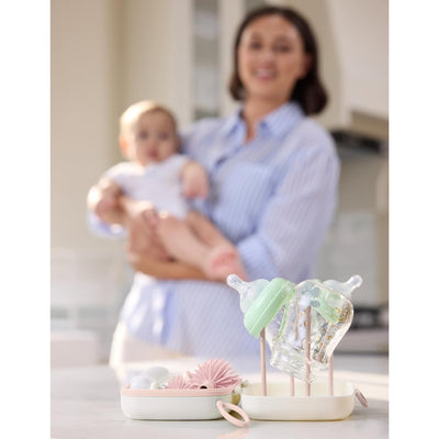Kit de Higiene Para Mamadeira Momcozy Clássico 7 em 1 Pink - Macio e Seguro